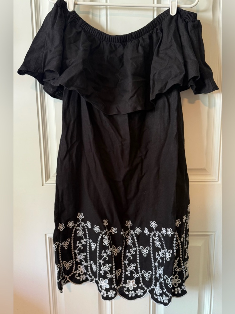 NWT Old Navy Black Off-Shoulder Midi Dress with White Embroidered Hem